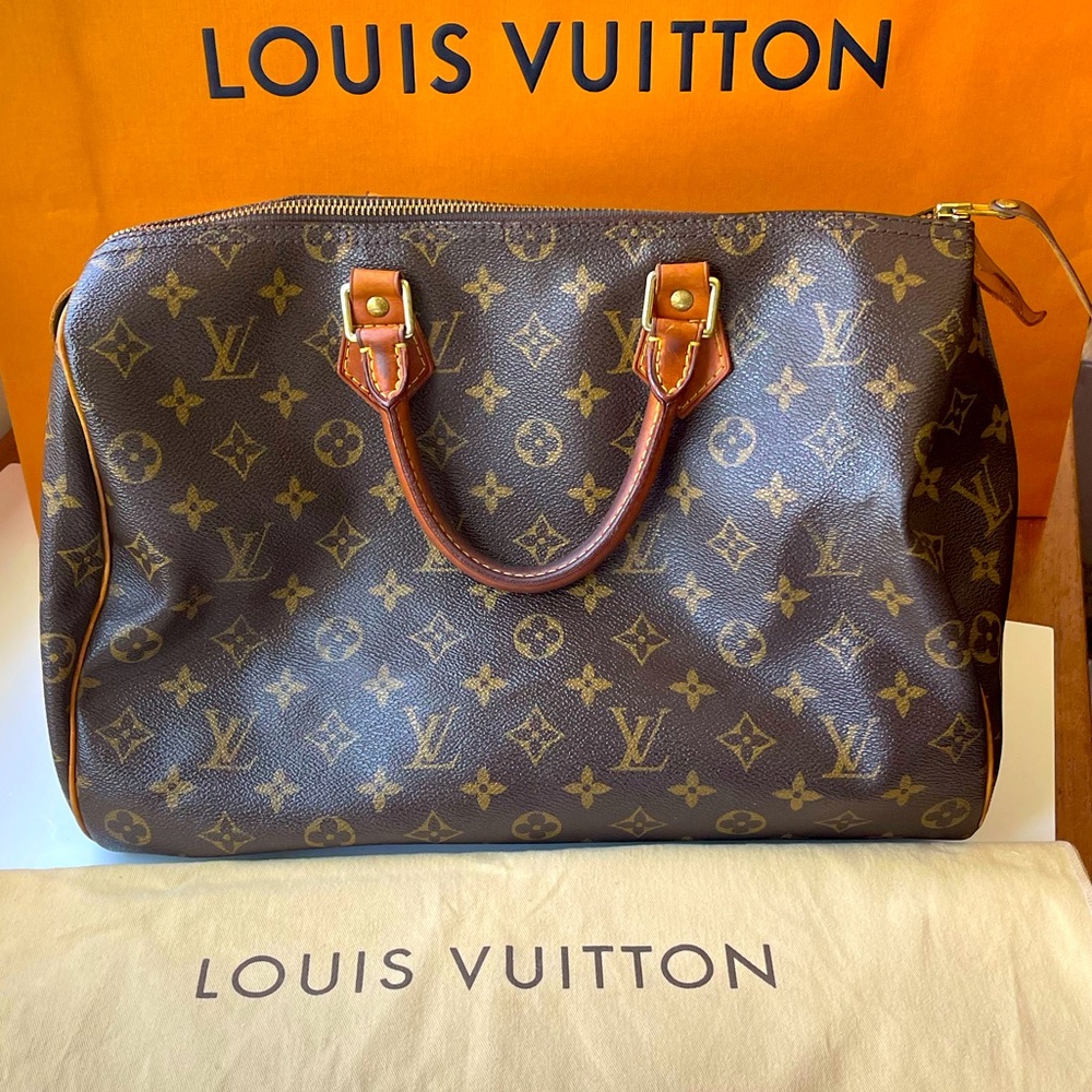 Louis Vuitton Speedy 35